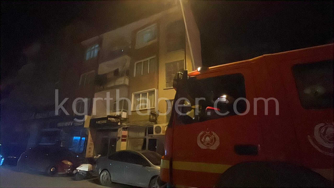 Apartmandan Yukselen Dumanlar Korkuttu Ekipler Seferber Oldu0