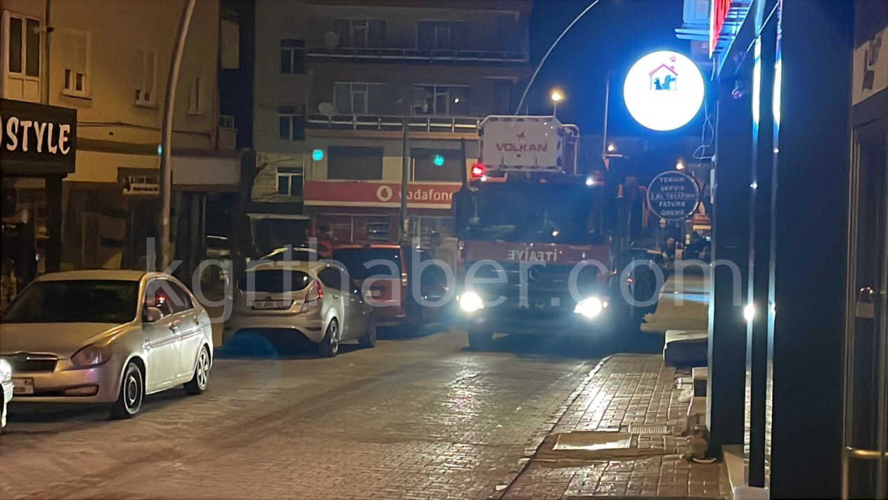 Apartmandan Yukselen Dumanlar Korkuttu Ekipler Seferber Oldu4