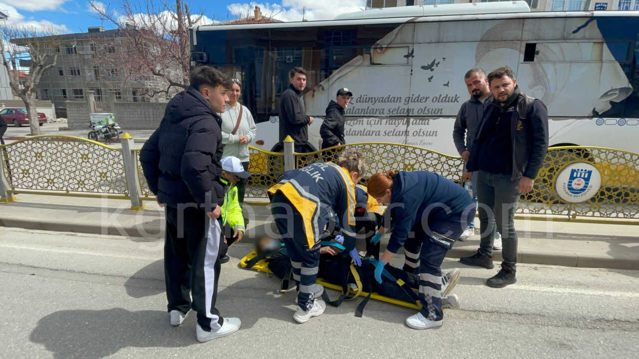 Cipe Arkadan Carpan Motosikletli Genc Yaralandi2