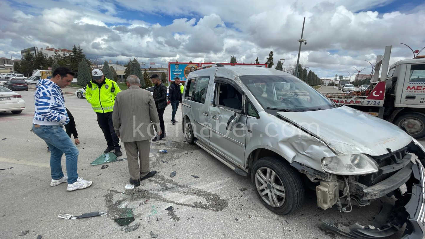 Hafif Ticari Arac Yan Yatti 1I Cocuk 2 Yarali13