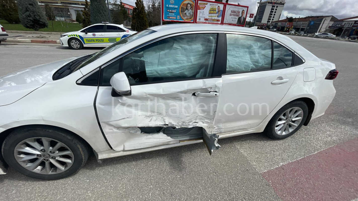 Hafif Ticari Arac Yan Yatti 1I Cocuk 2 Yarali7