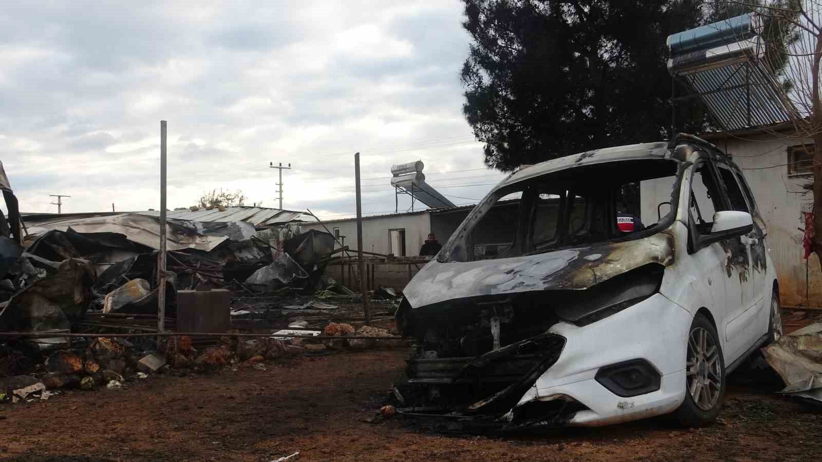 Kahreden Yangin Faciasi Anne Ve 5 Cocugu Oldu1