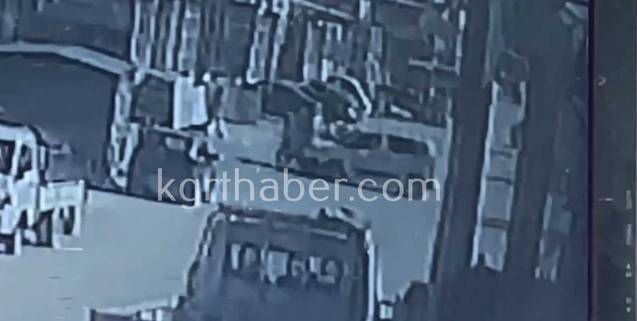 Karamanda 1 Kisinin Agir Yaralandigi Kaza Kamerada90