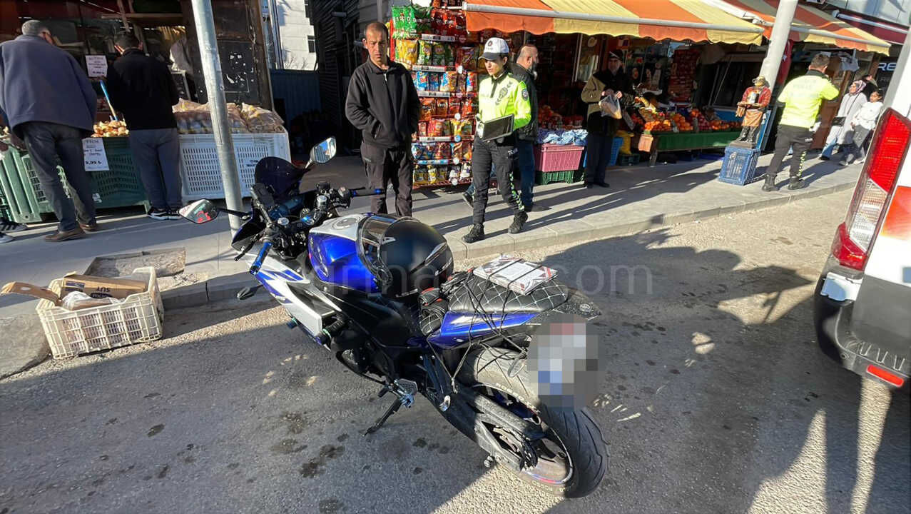 Karamanda 3 Aracli Kaza Otomobil Kaza Yerinden Gitti2