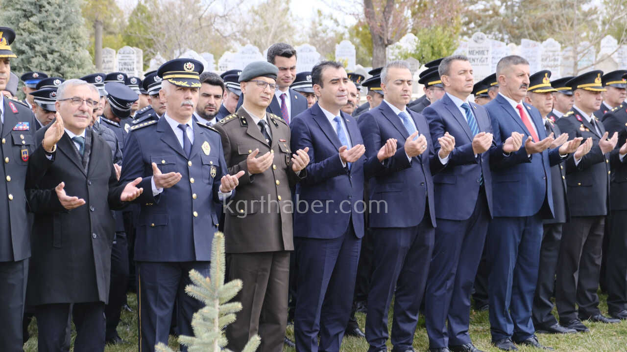 Karamanda Canakkale Zaferinin 111Inci Yil Donumunde Sehitler Anildi2