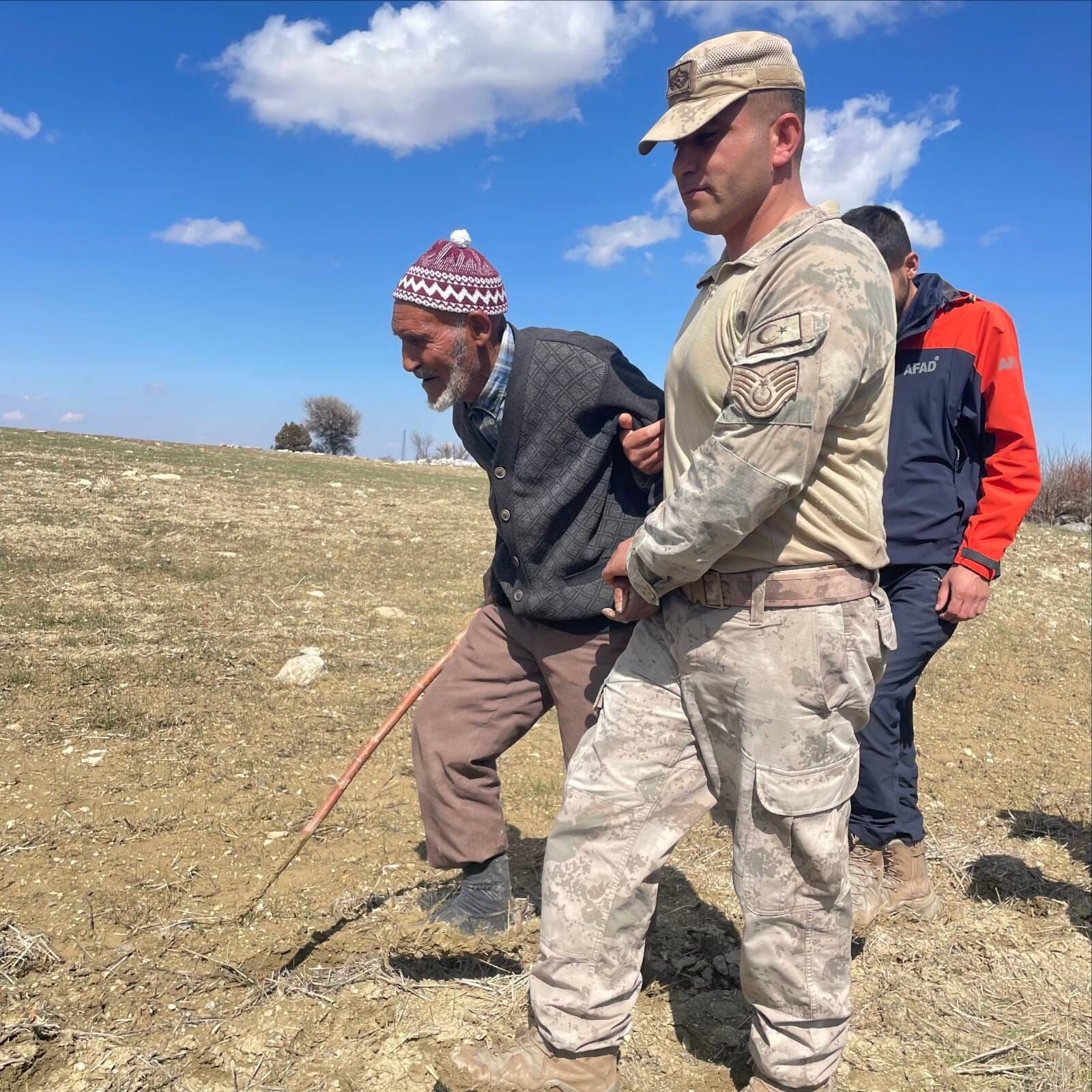 Karamanda Kayip Adam Saatler Sonra Bulundu (3)