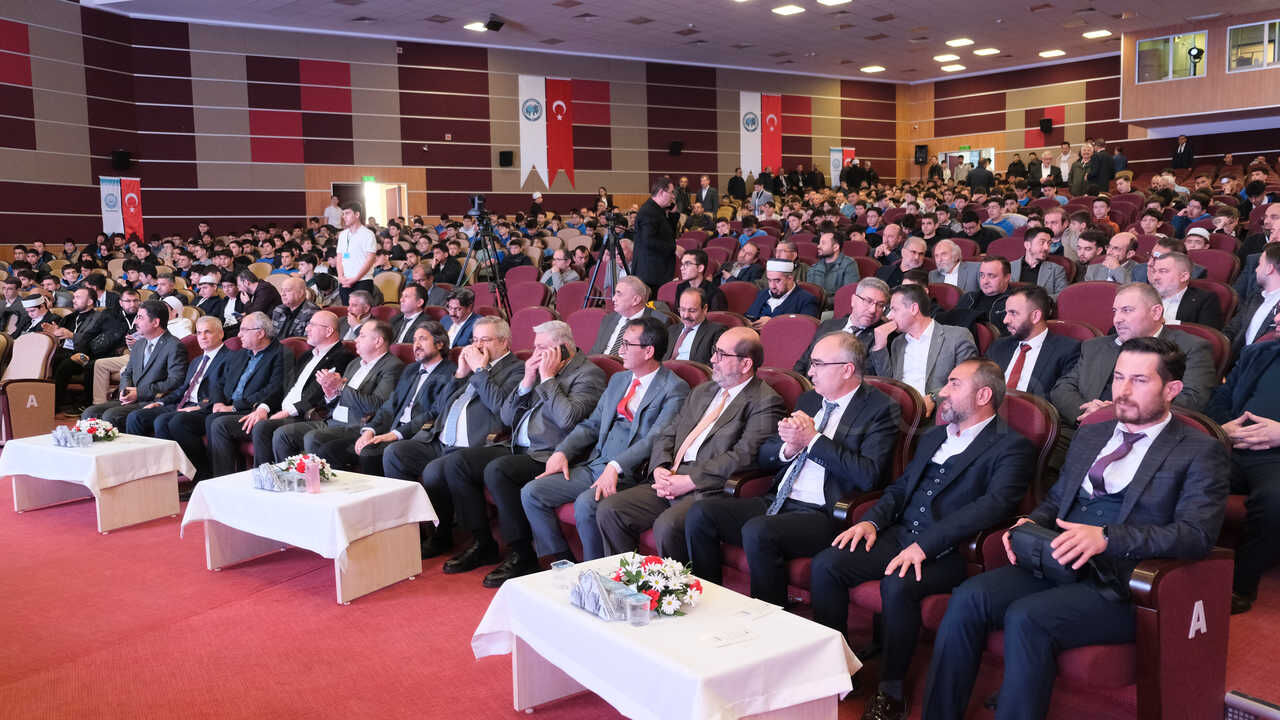 Karamanda Kuran I Kerim Yarismasi 11 Il Ve Kktcden 22 Ogrenci Yaristi2