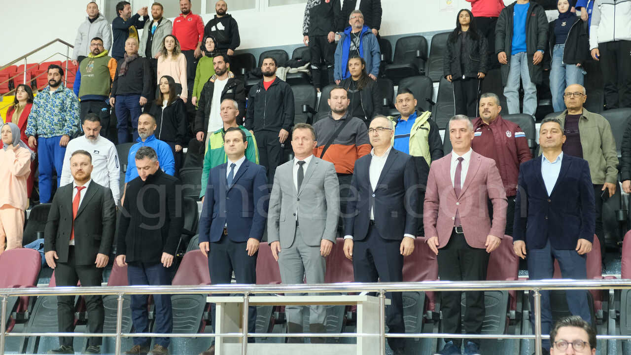 Karamanda Okul Sporlari Yildizlar Judo Turkiye Birinciligi Heyecani Basladi12