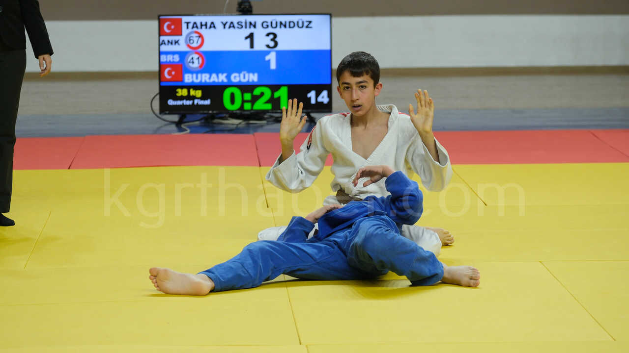 Karamanda Okul Sporlari Yildizlar Judo Turkiye Birinciligi Heyecani Basladi20