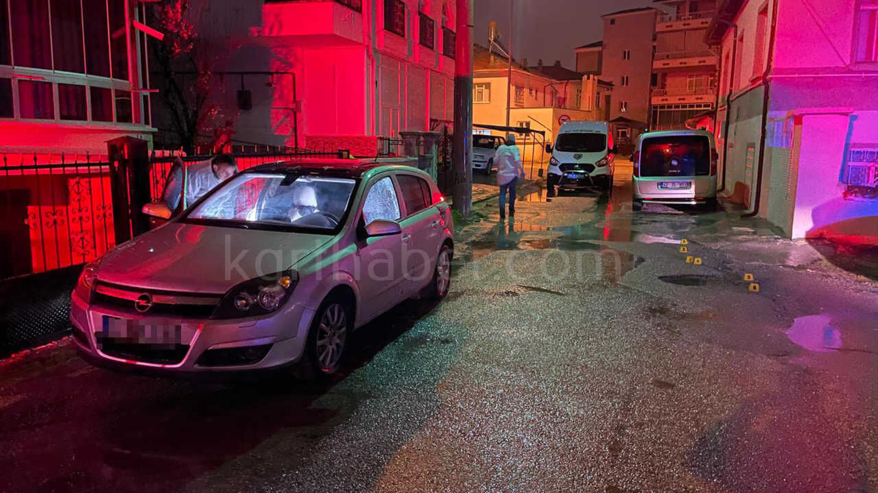 Karamanda Tufekle Rastgele Ates Acildi Arac Ve Ev Zarar Gordu7