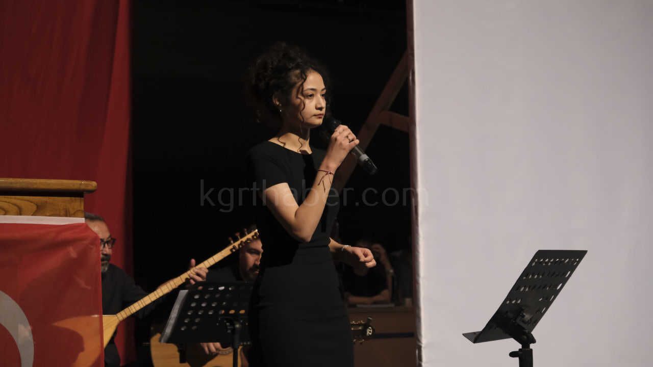 Karamandaki Canakkale Etkinligi Ayakta Alkislandi1