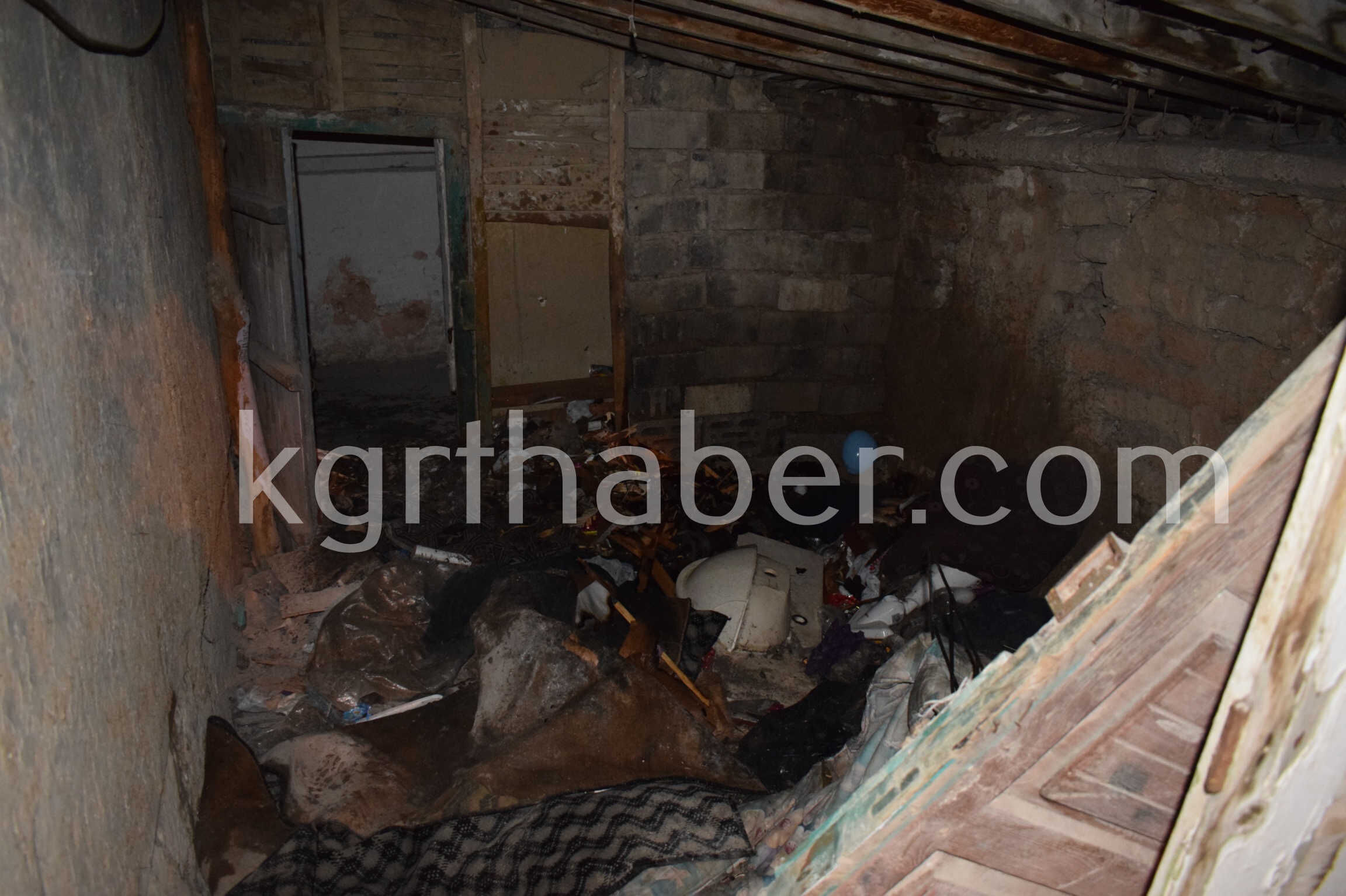 Mustakil Evin Bodrum Katinda Yangin Ekipler Seferber Oldu2