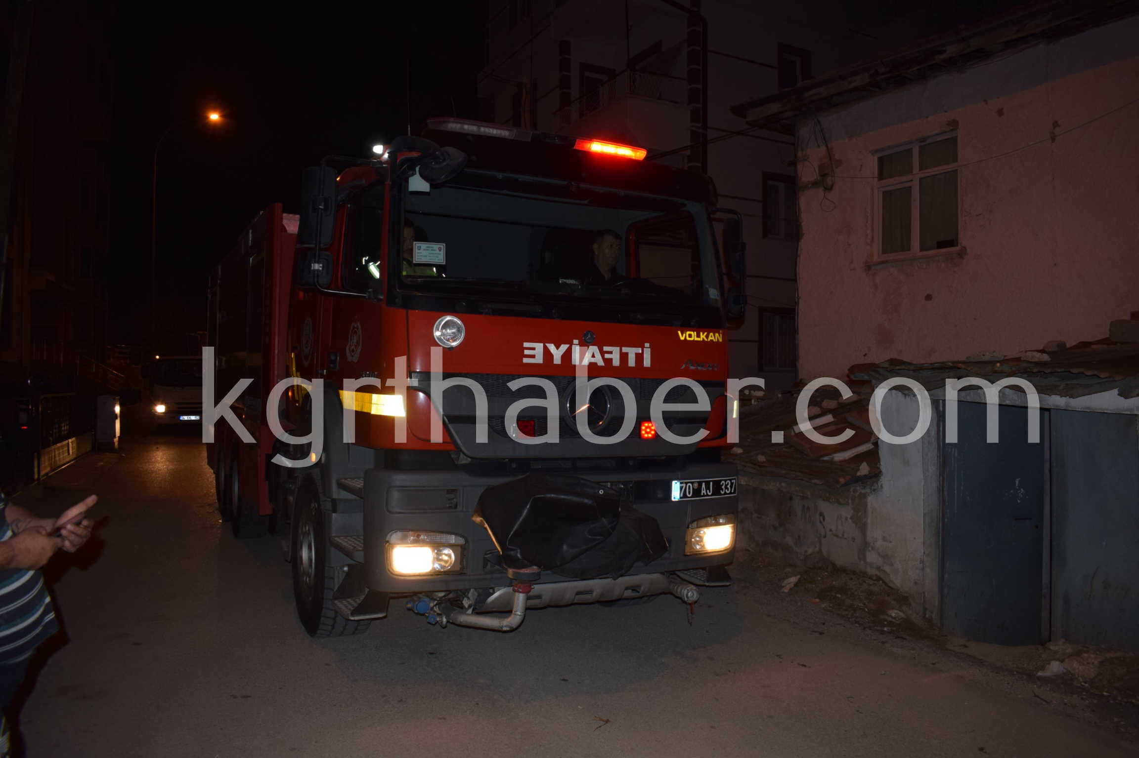 Mustakil Evin Bodrum Katinda Yangin Ekipler Seferber Oldu6