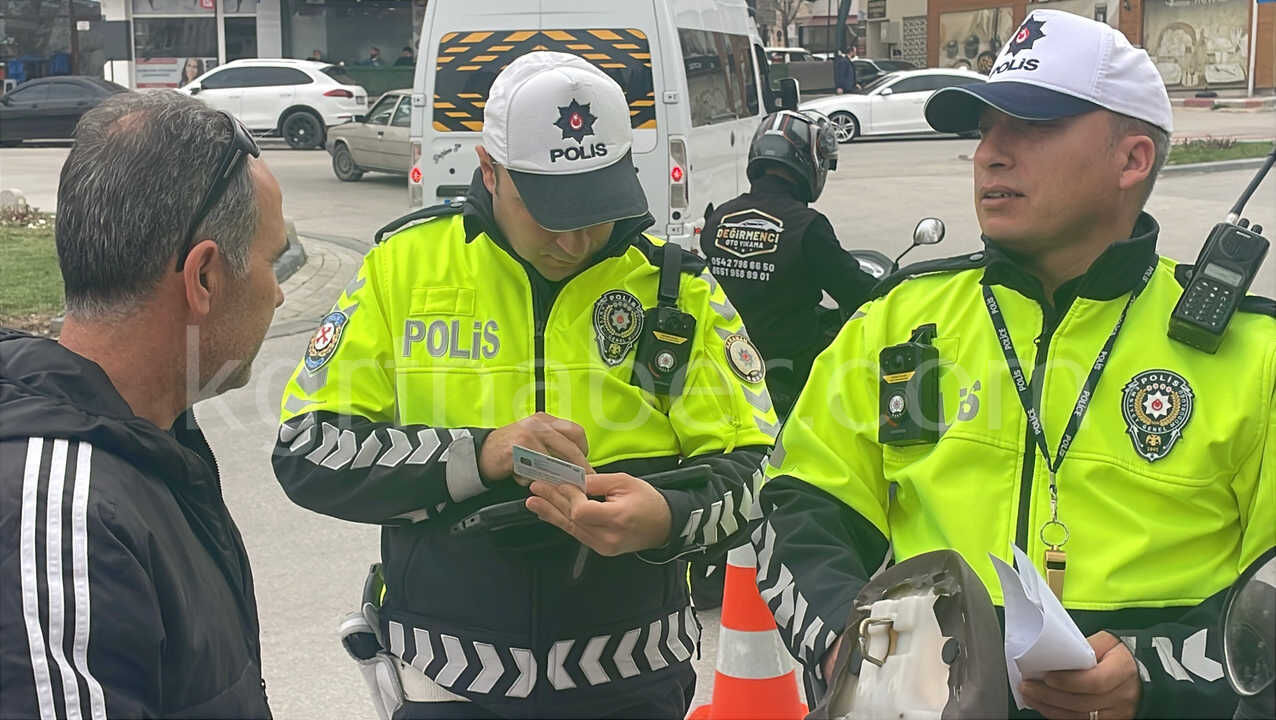 Trafik Denetimlerinde 4 Surucuye 101 Bin 219 Lira Ceza14