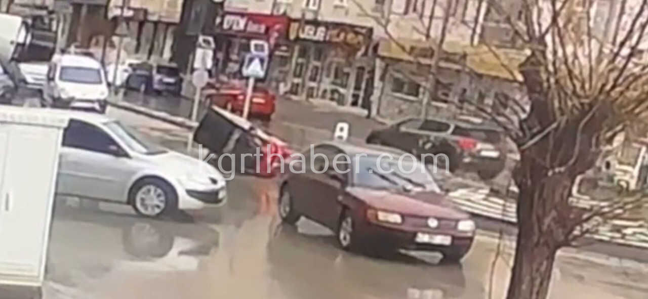 Uc Tekerlekli Bisiklet Boyle Devrildi 1 Yarali (1)