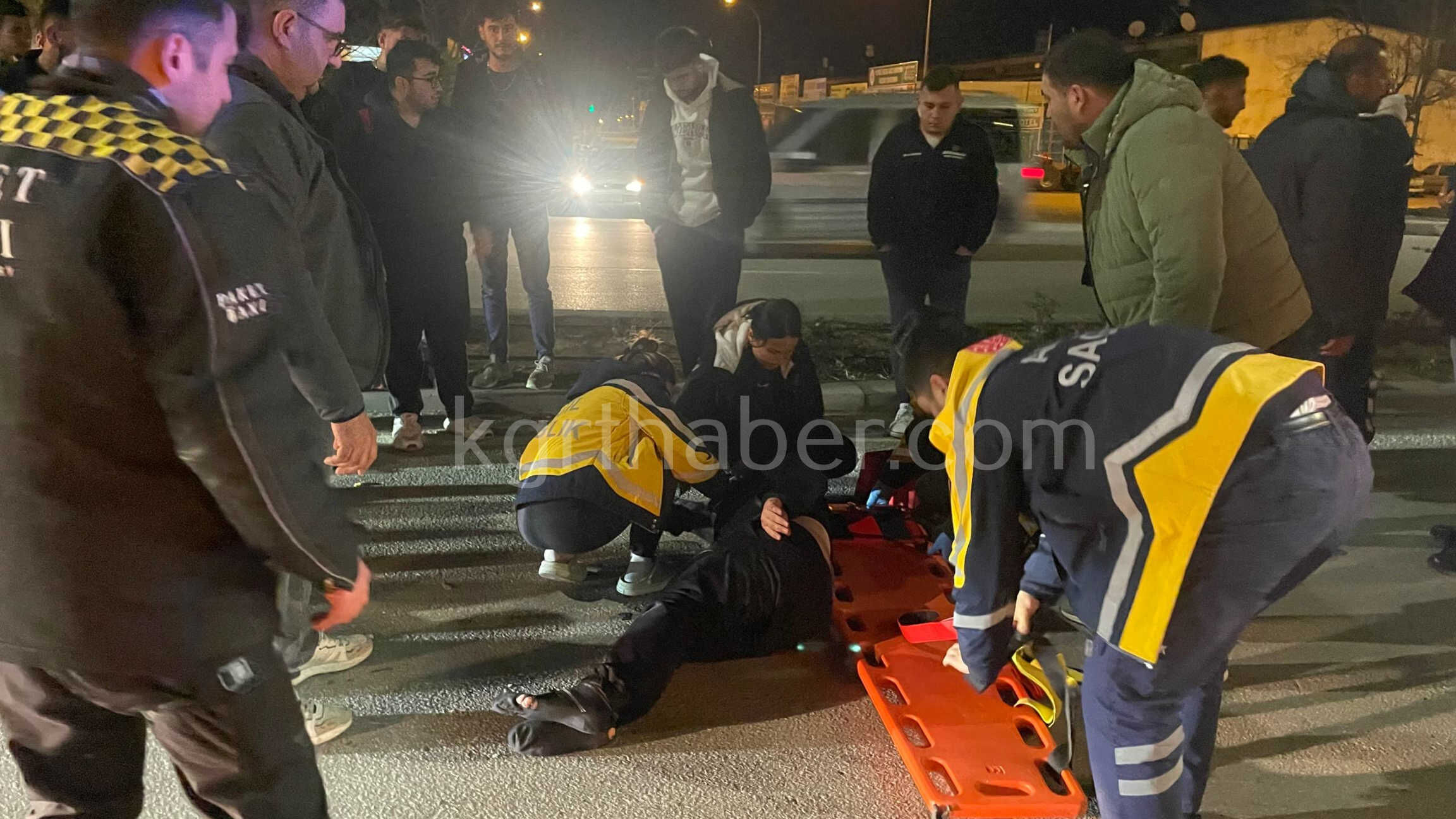 Universite Ogrencilerinin Korkulu Ruyasi Olan Caddede Yine Kaza 1 Agir Yarali1