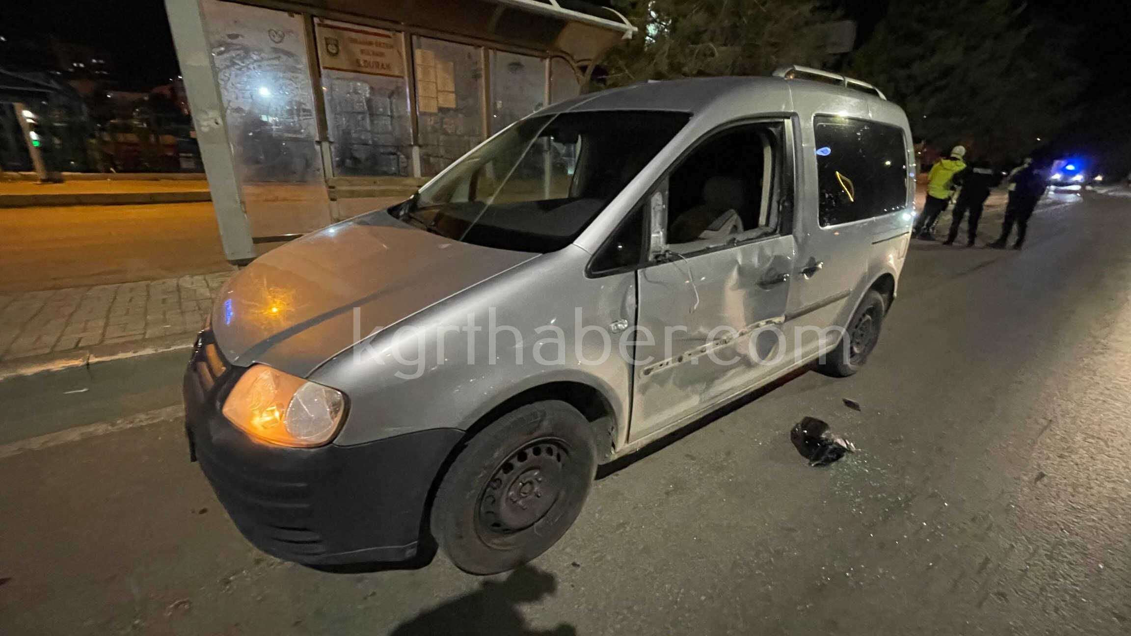 Universite Ogrencilerinin Korkulu Ruyasi Olan Caddede Yine Kaza 1 Agir Yarali9