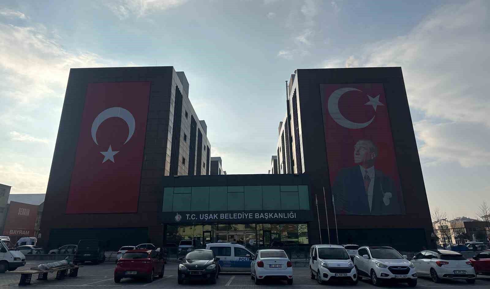 Usak Belediye Baskani Ozkan Yalim Gozaltinda (2)