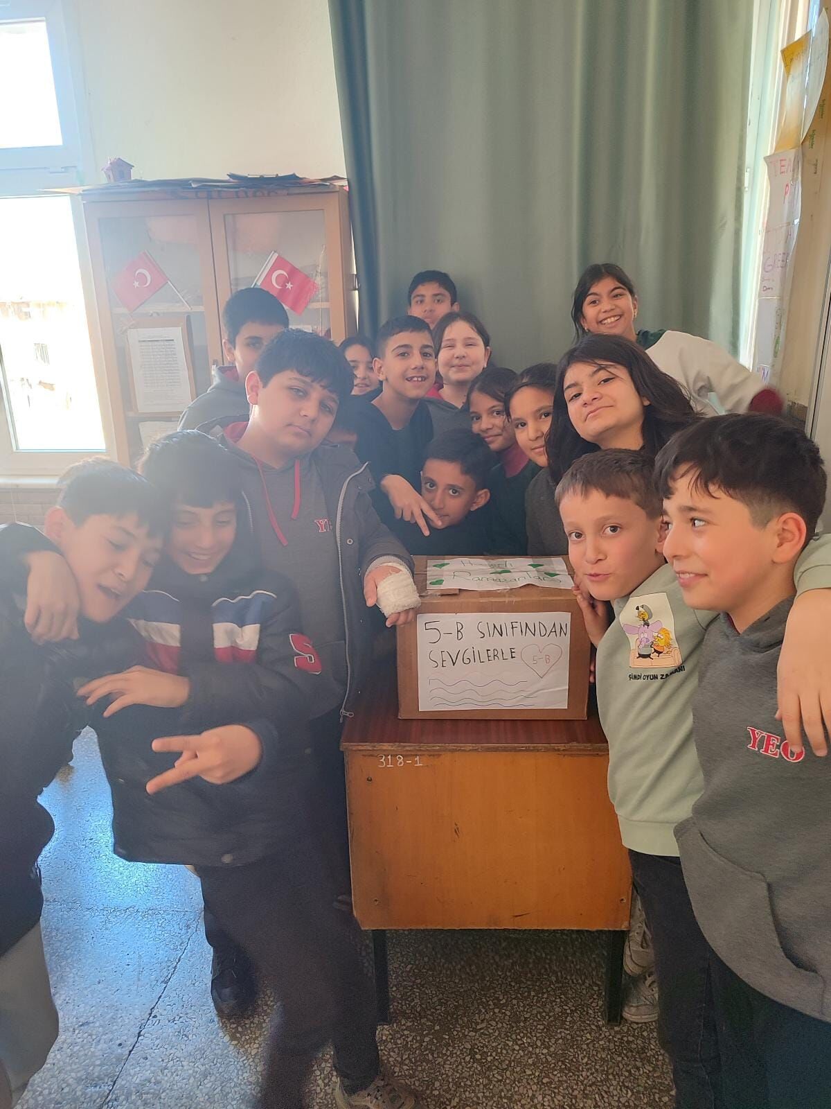 Yunus Emre Ortaokulu Ogrencilerinden Ramazan Dayanismasi (1)