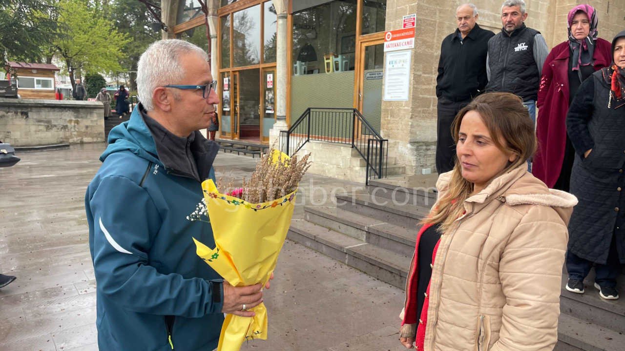 Alanyali Turist Kafilesi Yagmura Ragmen Karamani Gezdi1