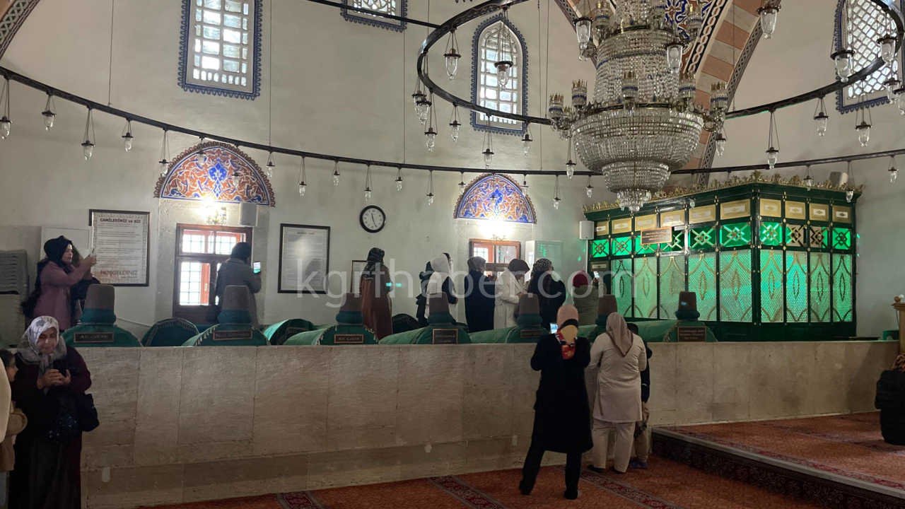 Alanyali Turist Kafilesi Yagmura Ragmen Karamani Gezdi6