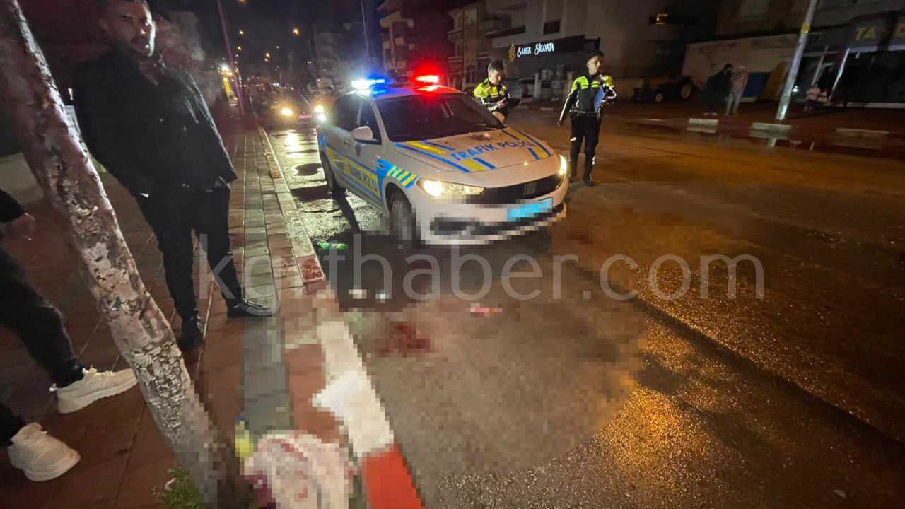 Alkollu Surucu Trafik Isigindaki Araca Carpti 1 Yarali12