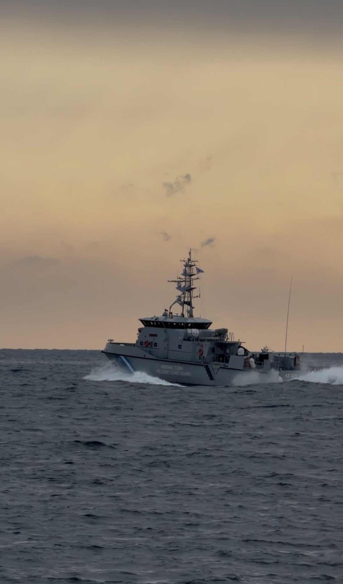 Gokceada Aciklarinda Gerginlik Turk Teknesine Yunan Tacizi (2)