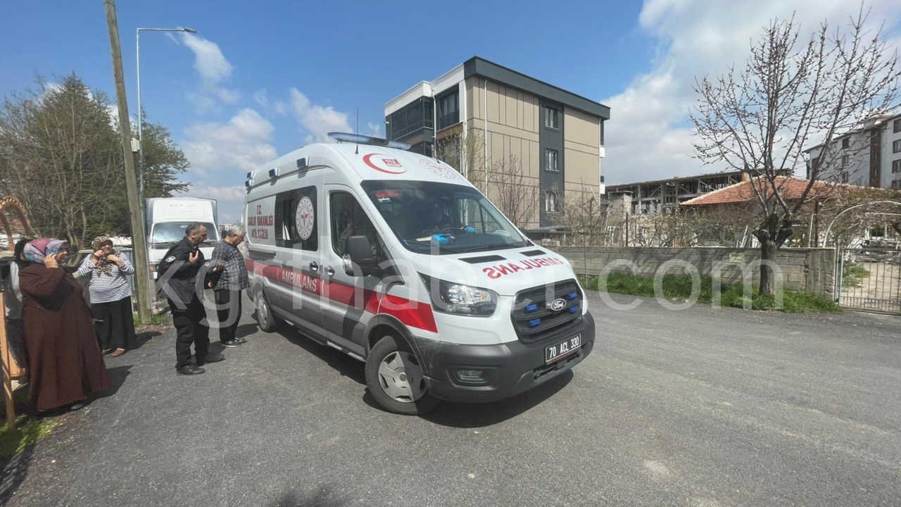 karamanda-3-kattaki-pencereden-dusen-3-yasindaki-cocuk-yaralandi7