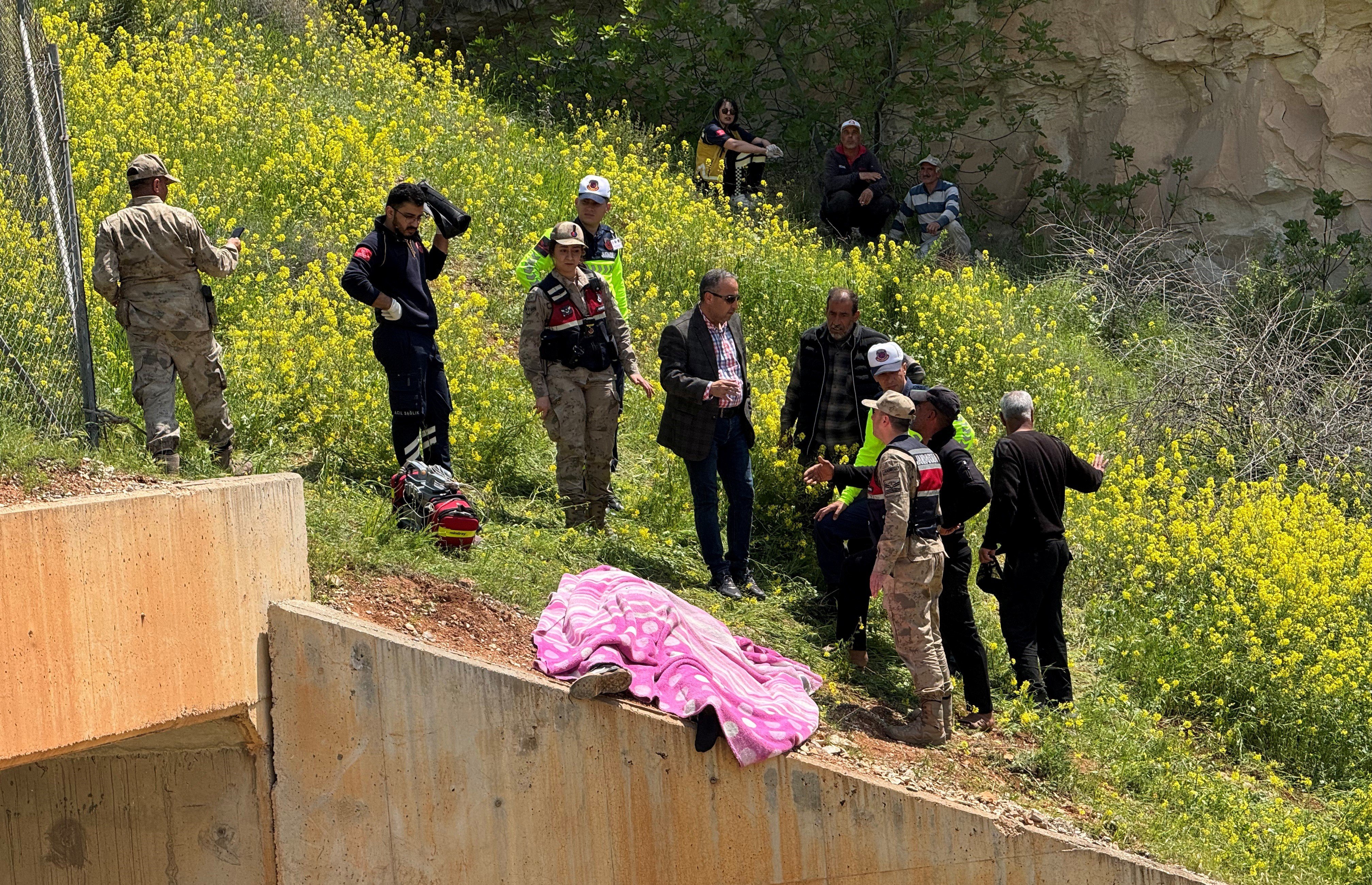 Iki Gundur Kayip Olan Cocuk Menfezde Olu Bulundu (2)