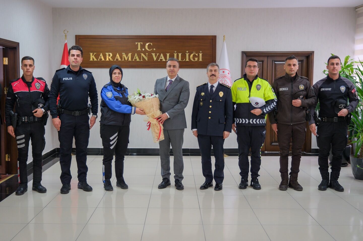 Karaman Emniyetinden Vali Ciceke Polis Haftasi Ziyareti1