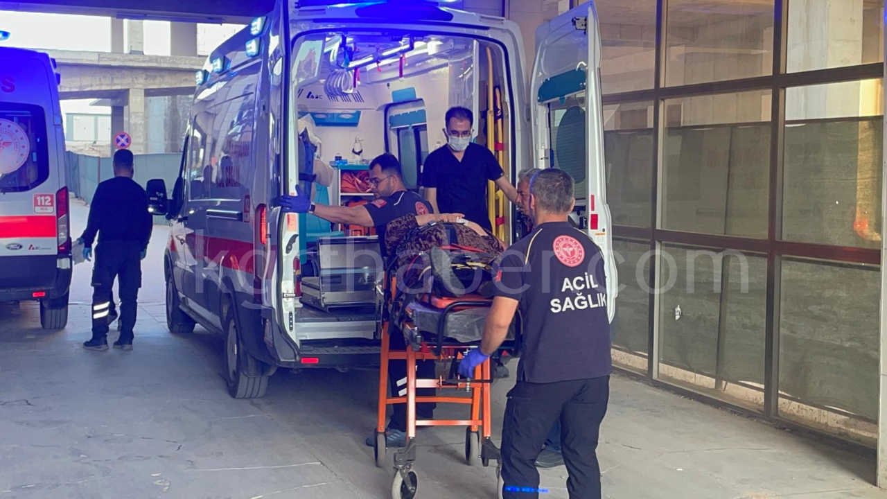 Karaman Kilbasan Yolunda Iki Otomobil Carpisti 3 Yarali7