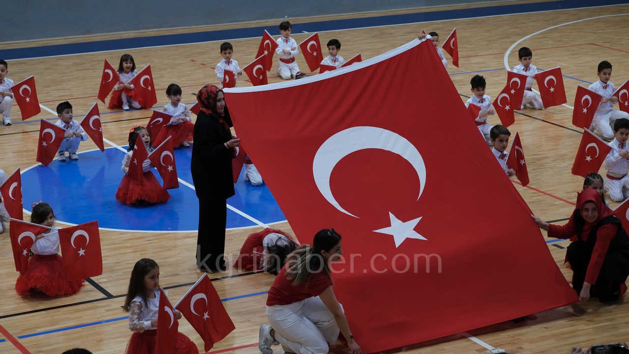 Karamanda 23 Nisan Coskusu Renkli Goruntuler Ortaya Cikti17-2