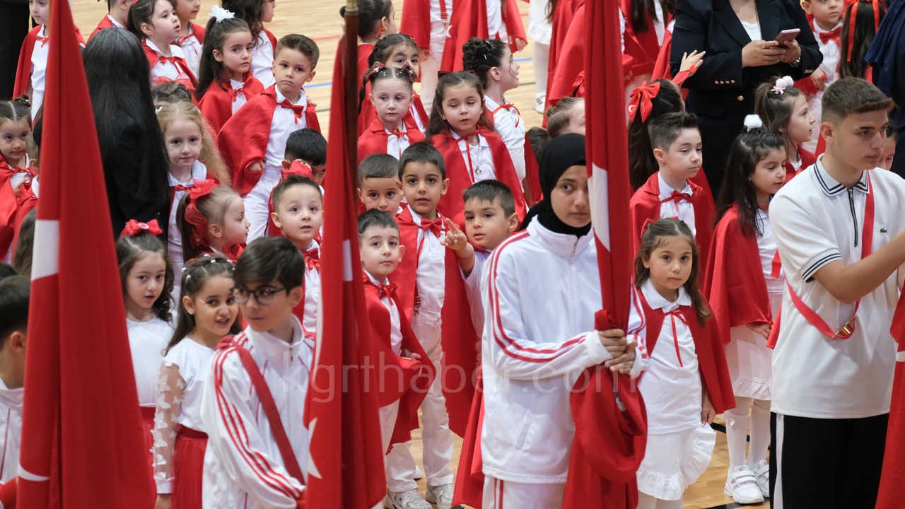 Karamanda 23 Nisan Coskusu Renkli Goruntuler Ortaya Cikti18-2