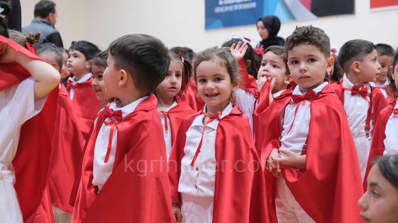 Karamanda 23 Nisan Coskusu Renkli Goruntuler Ortaya Cikti19-2