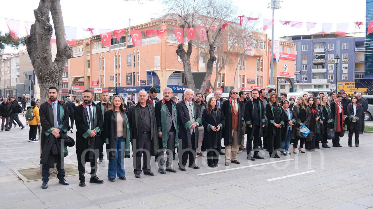 Karamanda 5 Nisan Avukatlar Gunu Kutlandi0