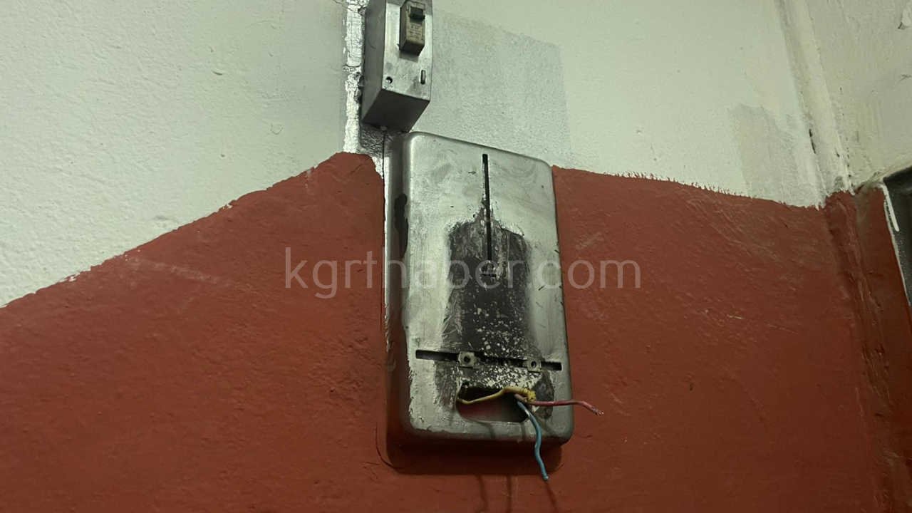 Karamanda Akillara Durgunluk Veren Hirsizlik Elektrik Sayacini Caldilar4