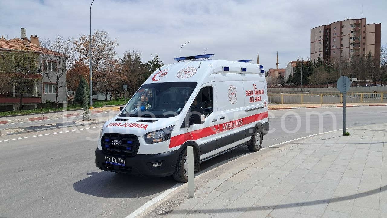 Karamanda Hafif Ticari Aracla Motosiklet Carpisti 2 Yarali2