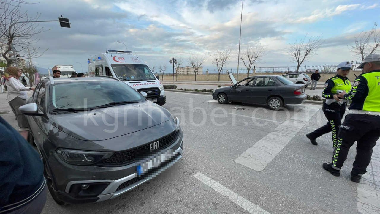 Karamanda Hastane Yolunda Kaza 1 Yarali6