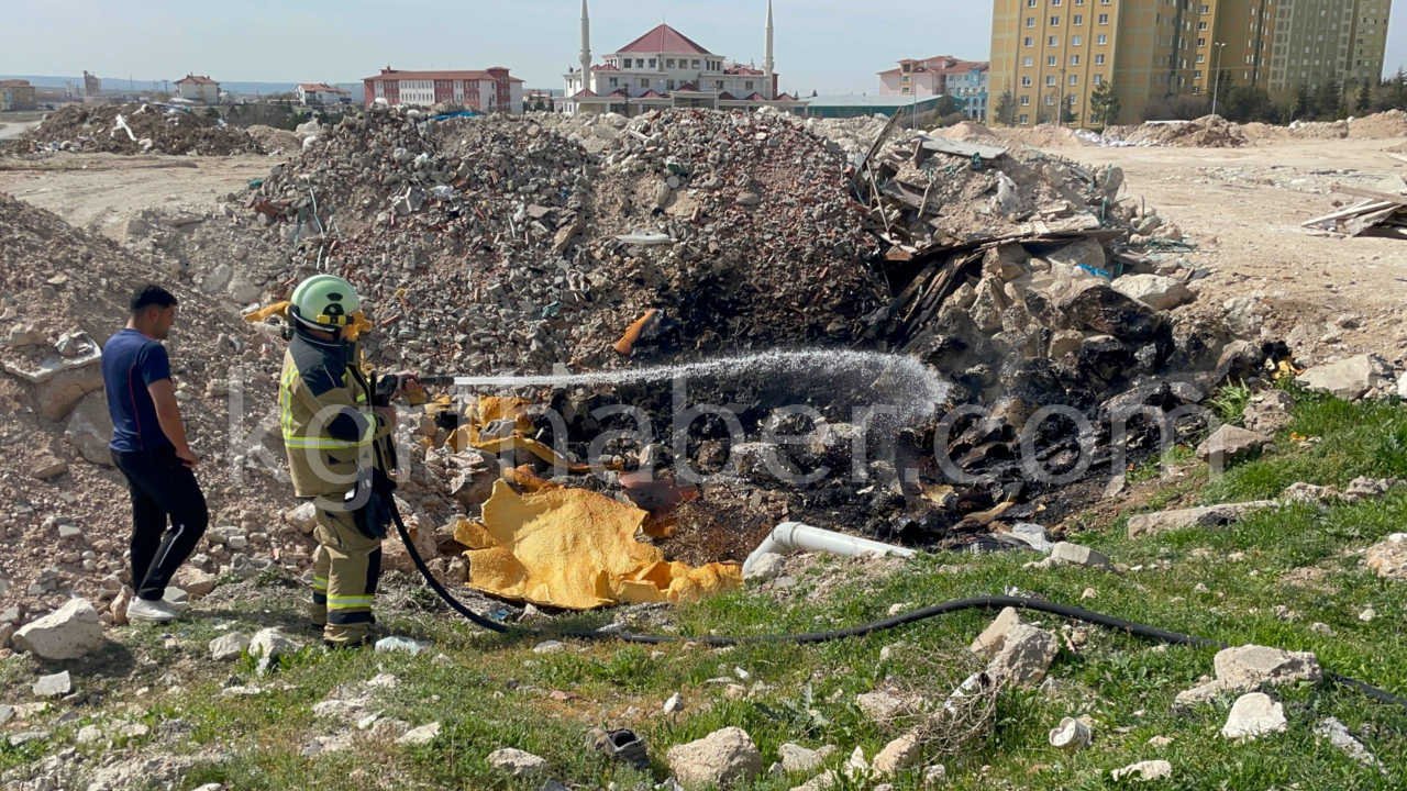 Karamanda Insaat Alaninda Korkutan Yangin1