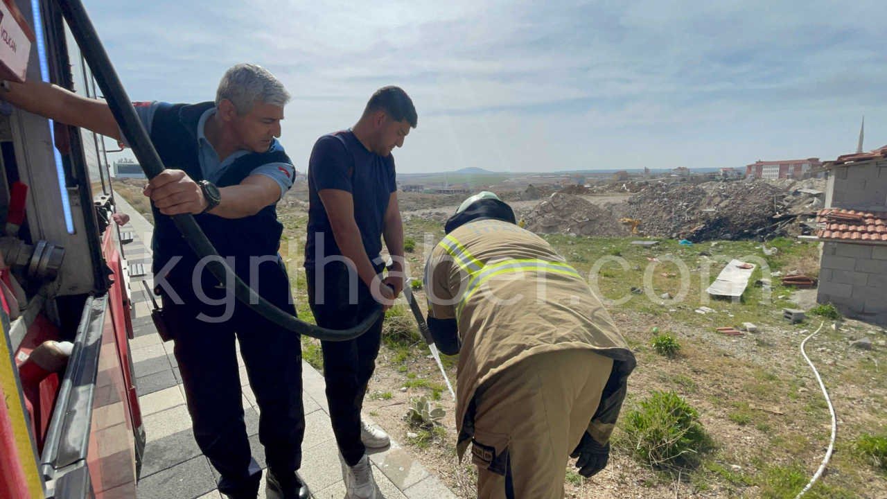 Karamanda Insaat Alaninda Korkutan Yangin5