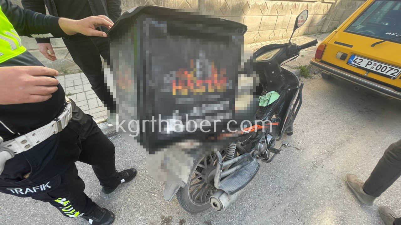 Karamanda Kontrolden Cikan Motosiklet 50 Metre Suruklendi 1 Yarali1