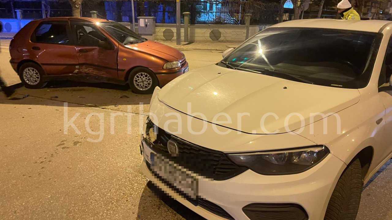 Karamanda Korkutan Kazada 1 Kisi Yaralandi7