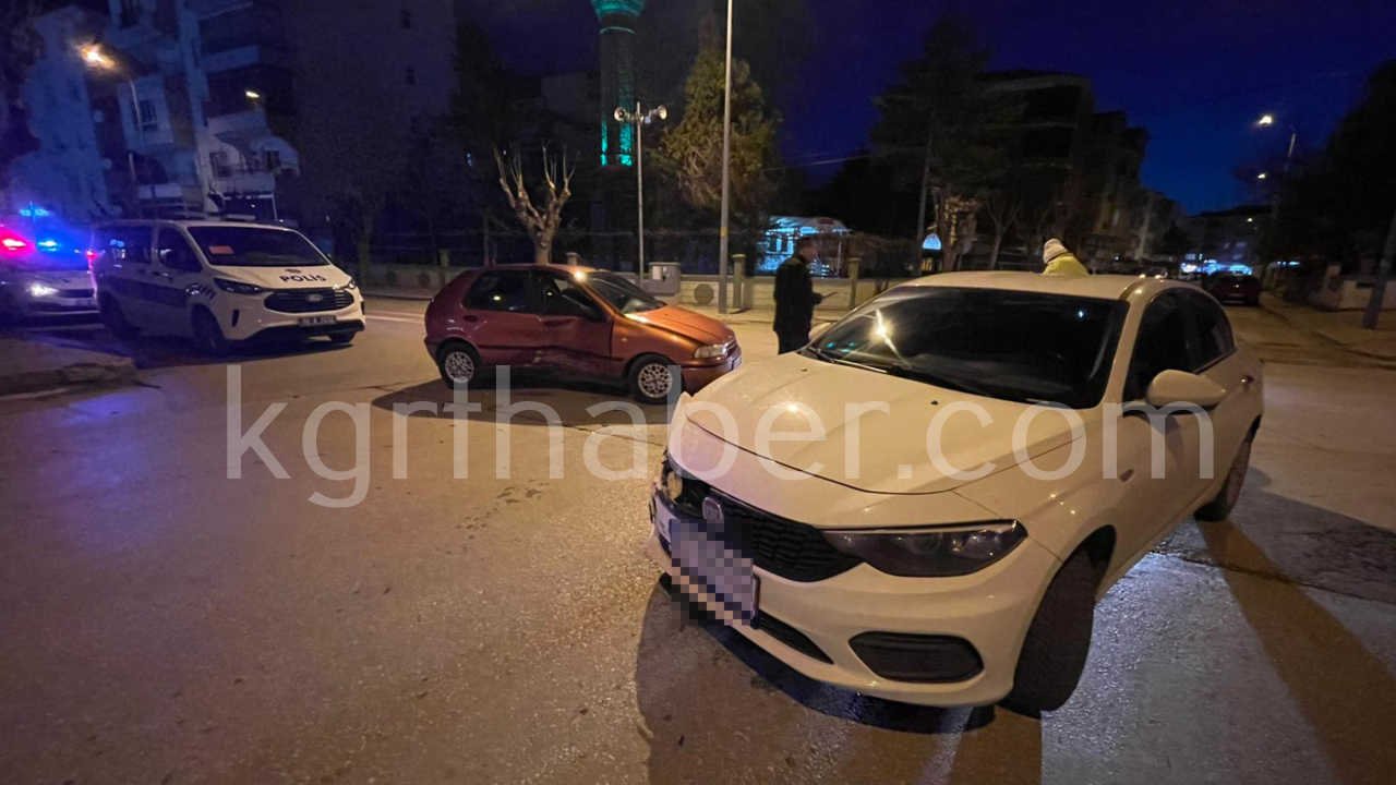 Karamanda Korkutan Kazada 1 Kisi Yaralandi9