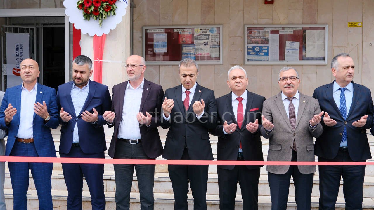 Karamanda Larende Vergi Dairesi Dualarla Acildi6-1