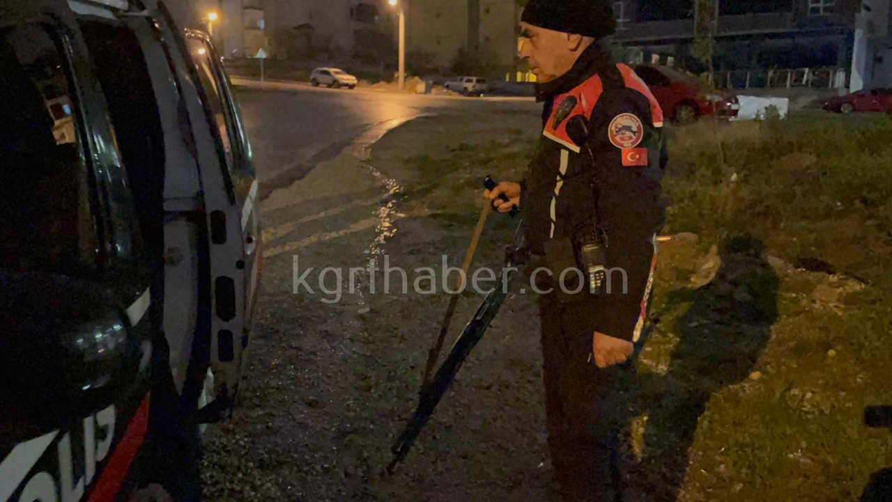 Karamanda Silahli Sahis Ihbari Ekipleri Harekete Gecirdi1