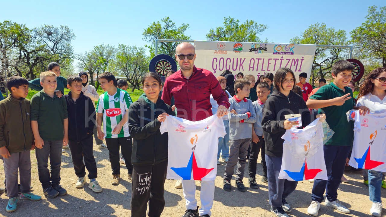 Kisecikte Super Cocuklar Pistte Costu Sporla Dolu Bir Gun Yasandi1