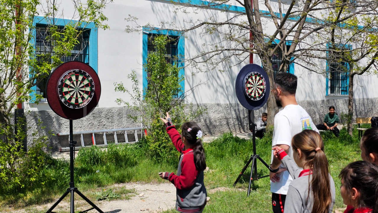 Kisecikte Super Cocuklar Pistte Costu Sporla Dolu Bir Gun Yasandi9