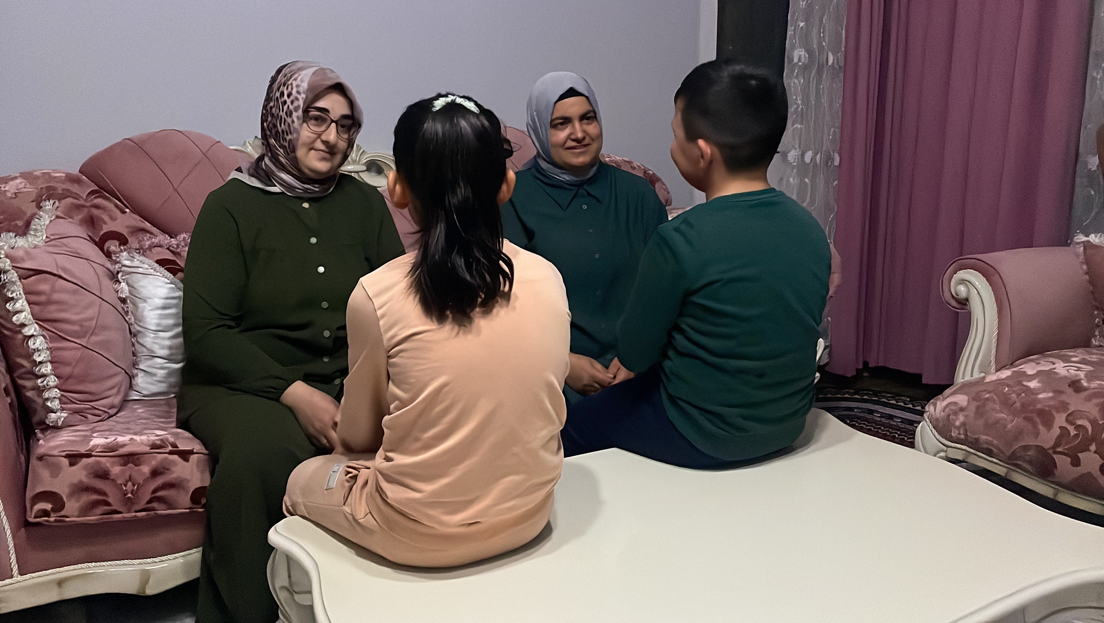 Konyada Skandal Olay Okula Gelen Aile 8 Yasindaki Iki Cocugu Darp Etti (1)