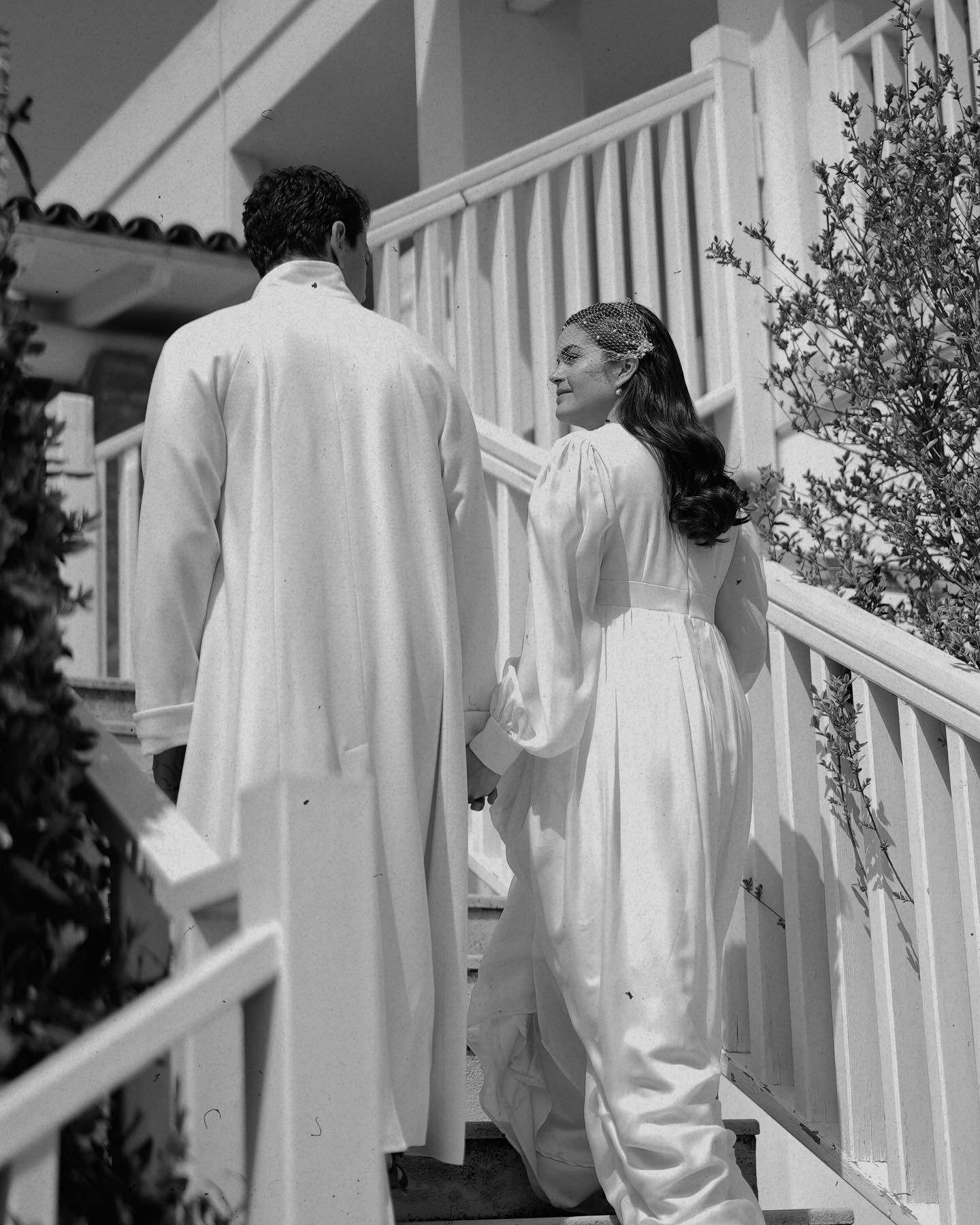 Lara Pasalidan Dikkat Ceken Hamle Dugun Fotograflarini Sildi (3)