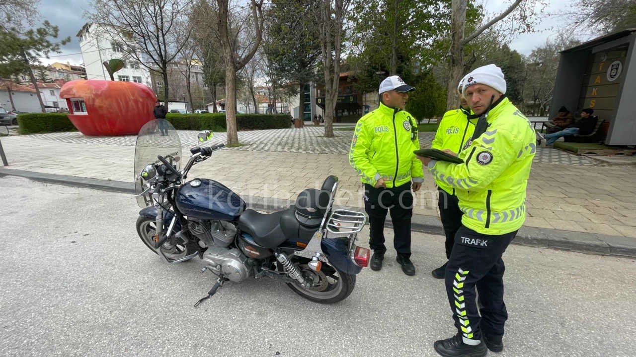 Luks Motosiklet Surucusune 43 Bin 776 Lira Trafik Cezasi8